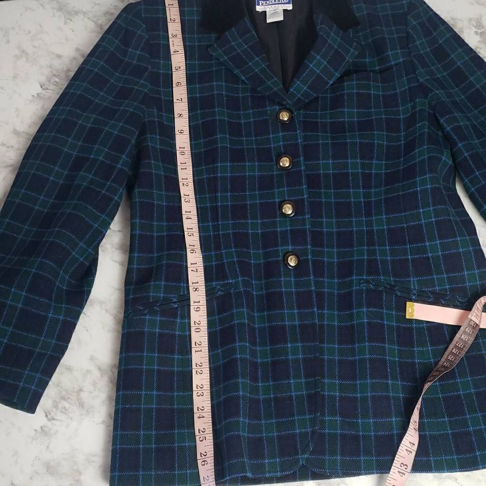 Vintage Women Pendleton Green and Blue Plaid Jacket - Picture 8 of 10